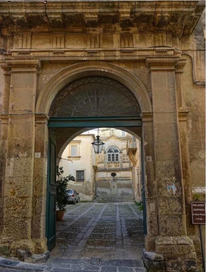 Palazzo Zappata Luxury Room Noto Centro Экстерьер фото
